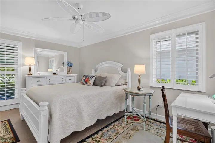 18 Rivard Rd 9, Naples, Florida 34112