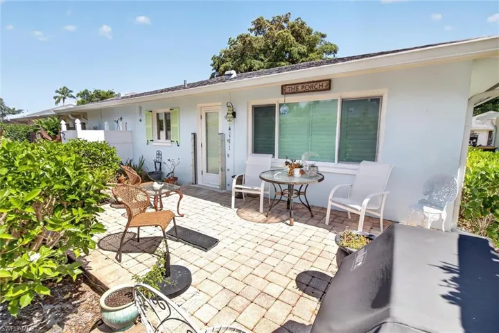 18 Rivard Rd 9, Naples, Florida 34112