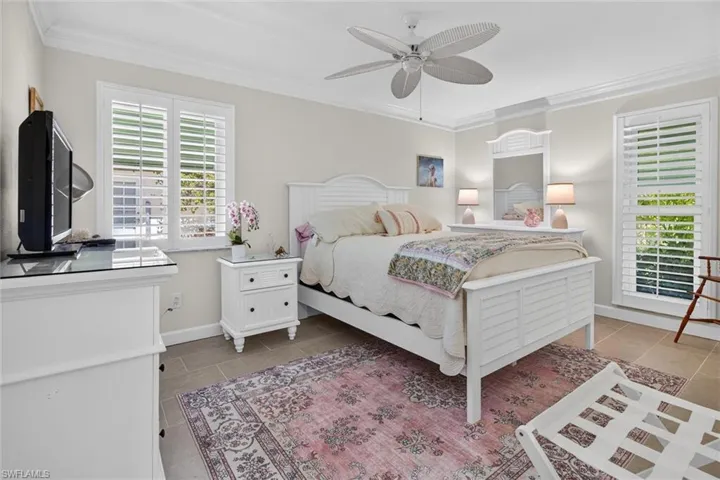 18 Rivard Rd 9, Naples, Florida 34112