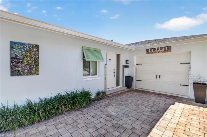 18 Rivard Rd 9, Naples, Florida 34112