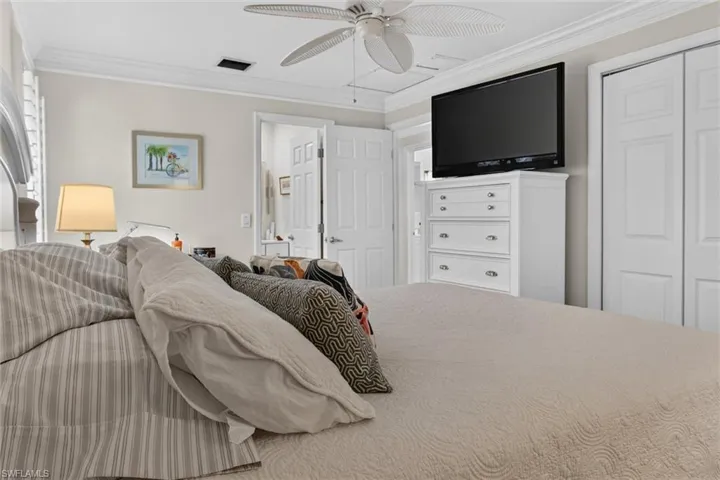 18 Rivard Rd 9, Naples, Florida 34112