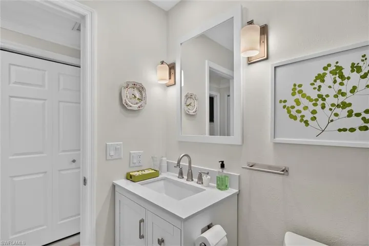 18 Rivard Rd 9, Naples, Florida 34112