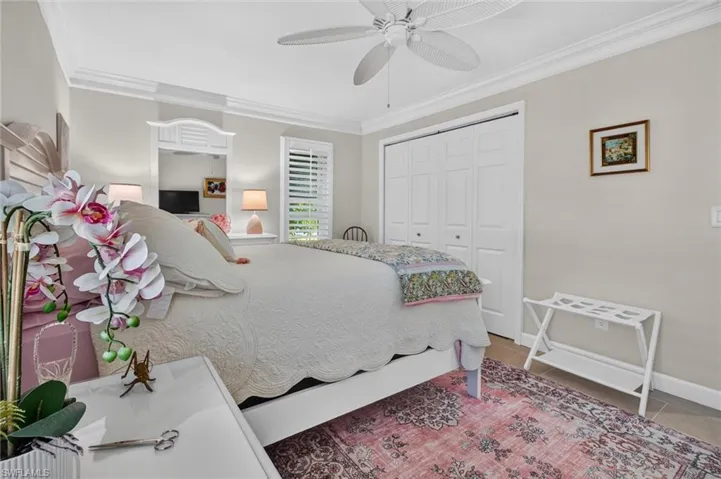 18 Rivard Rd 9, Naples, Florida 34112