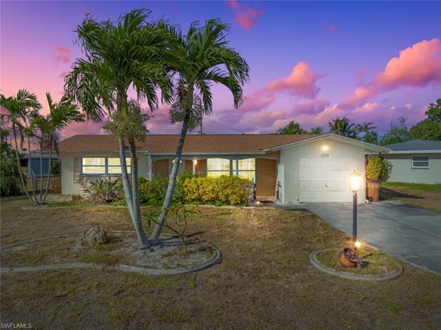 1332 SE 44th  ST, Cape Coral, FL 33904
