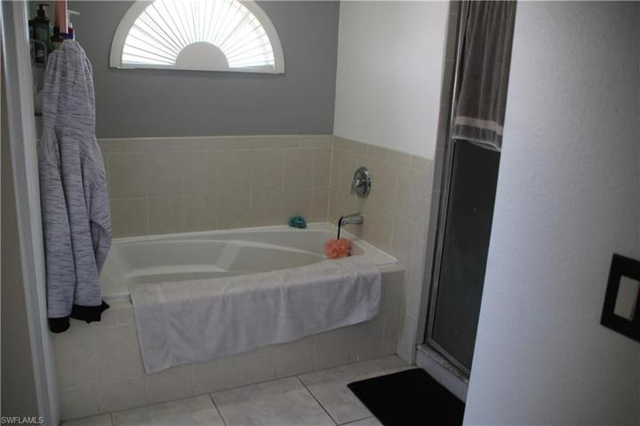 3522 SE 4th PL, CAPE CORAL FL 33904