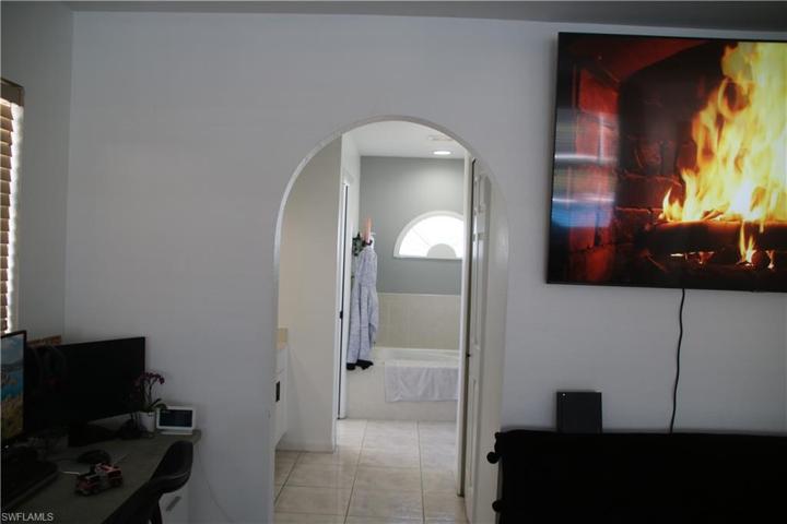 3522 SE 4th PL, CAPE CORAL FL 33904
