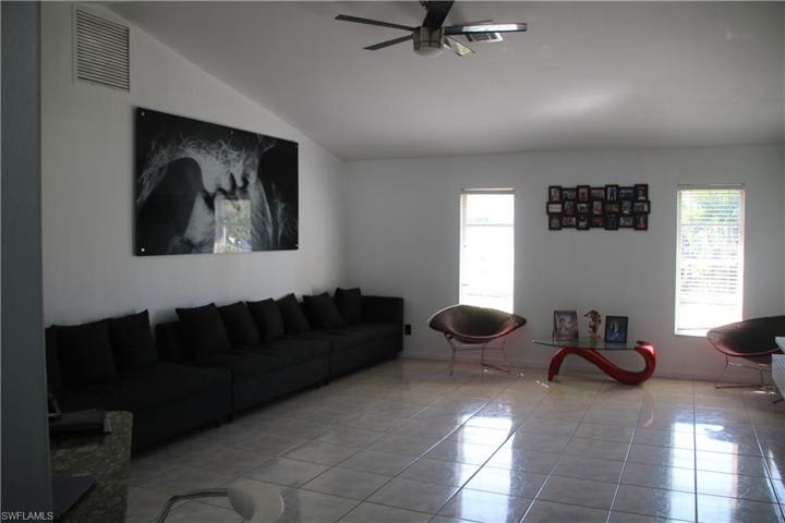 3522 SE 4th PL, CAPE CORAL FL 33904