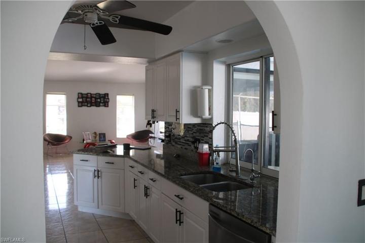3522 SE 4th PL, CAPE CORAL FL 33904
