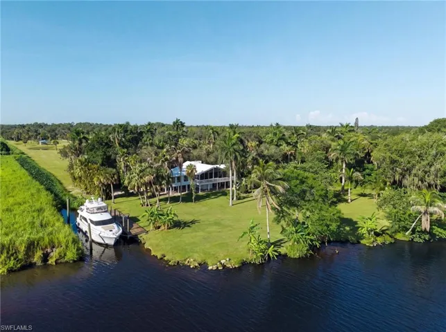19481/483 S River Rd, Alva, Florida 33920