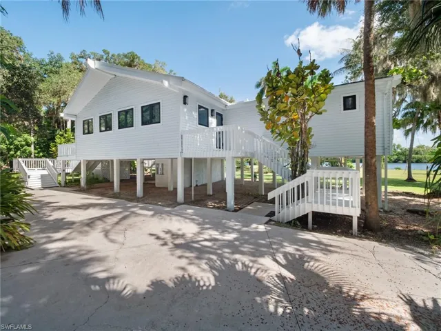 19481/483 S River Rd, Alva, Florida 33920