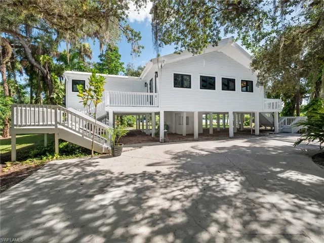 19481/483 S River Rd, Alva, Florida 33920