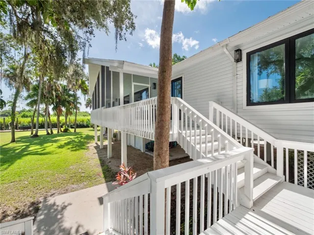 19481/483 S River Rd, Alva, Florida 33920