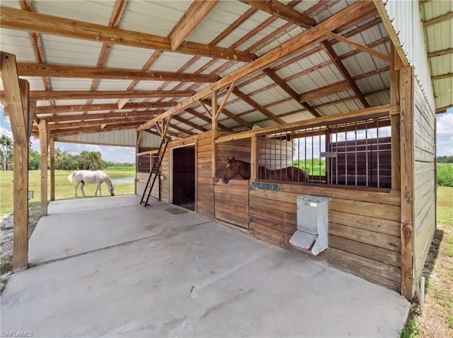 19481/483 S River Rd, Alva, Florida 33920