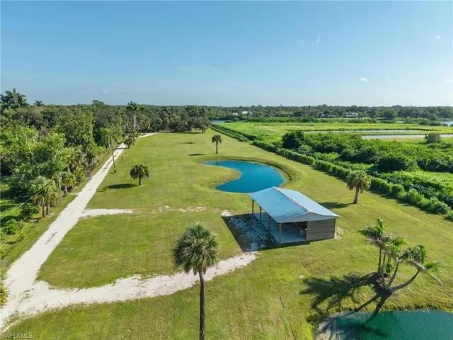 19481/483 S River Rd, Alva, Florida 33920