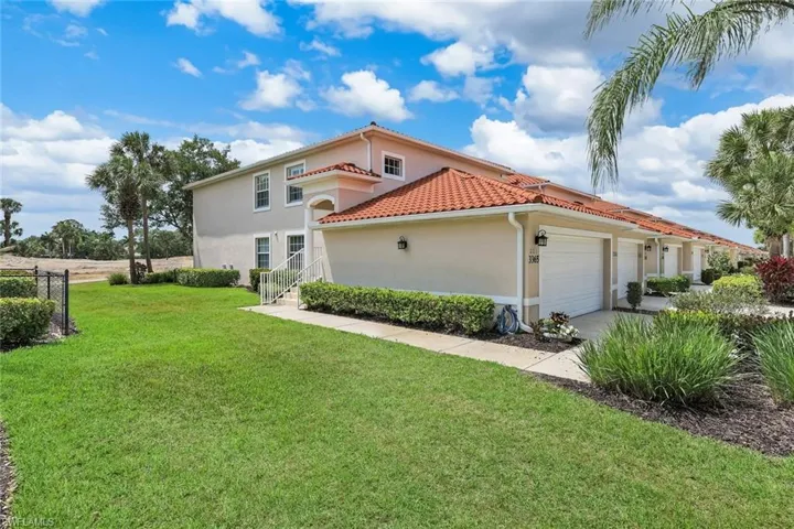 3365  Grand Cypress  DR, Naples, FL 34119