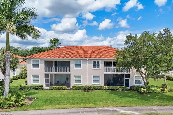 3365  Grand Cypress  DR, Naples, FL 34119