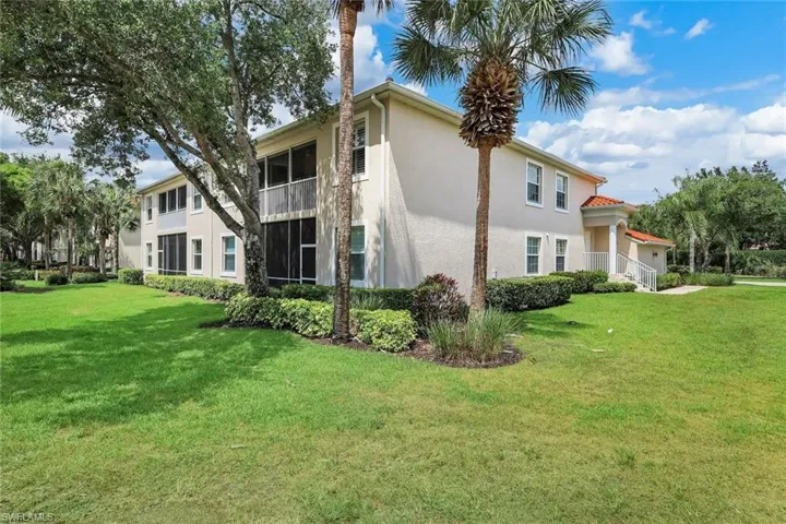3365  Grand Cypress  DR, Naples, FL 34119