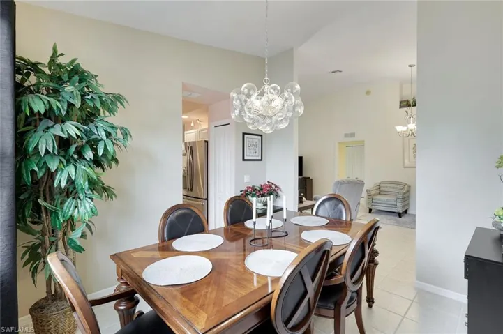 3365  Grand Cypress  DR, Naples, FL 34119