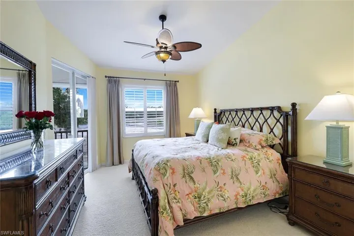 3365  Grand Cypress  DR, Naples, FL 34119