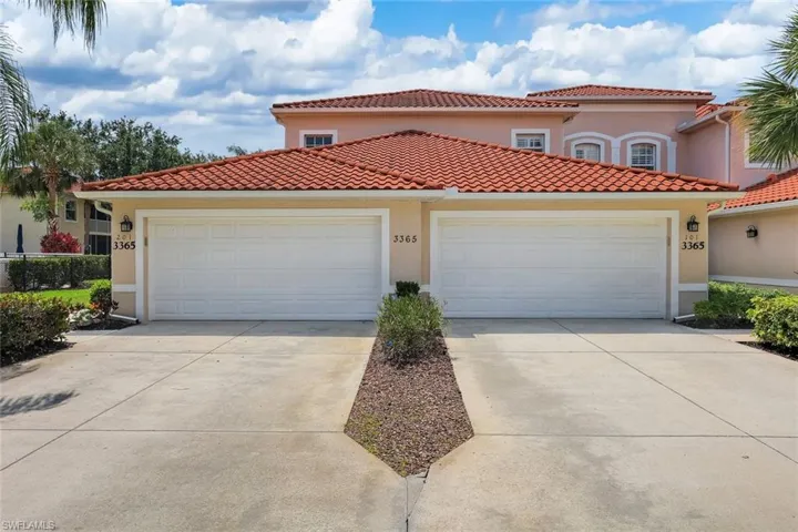 3365  Grand Cypress  DR, Naples, FL 34119