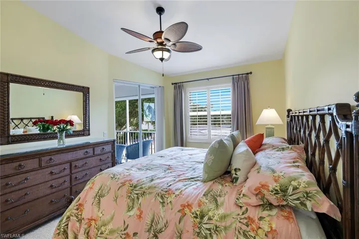 3365  Grand Cypress  DR, Naples, FL 34119