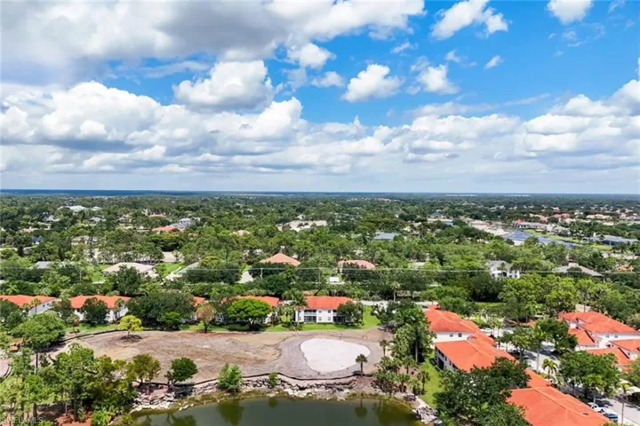 3365  Grand Cypress  DR, Naples, FL 34119