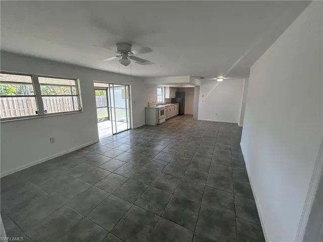 695  July  CIR, North Fort Myers, FL 33903