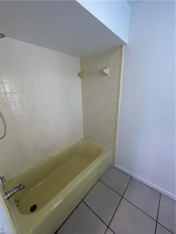 695  July  CIR, North Fort Myers, FL 33903