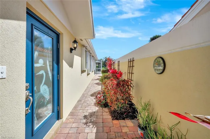 4582  Ossabaw  WAY, Naples, FL 34119