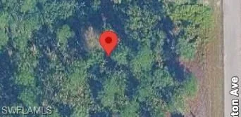 813  Canton  AVE, Lehigh Acres, FL 33972