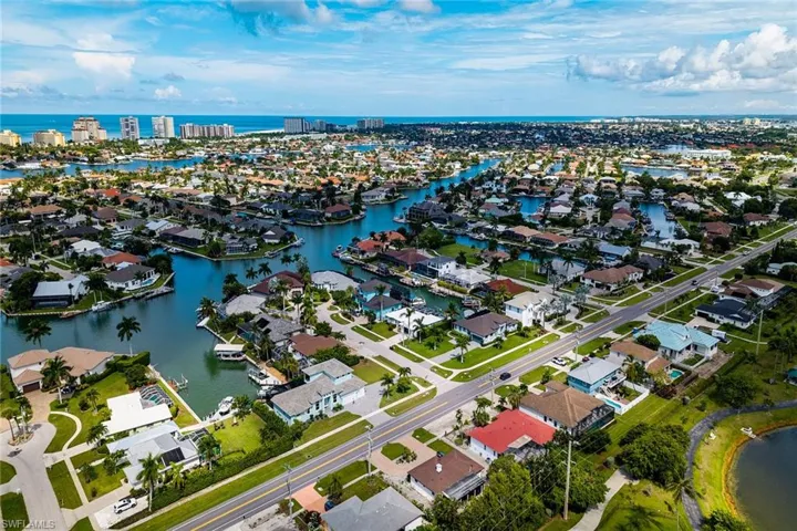 384 Heathwood Dr, Marco Island, Florida 34145