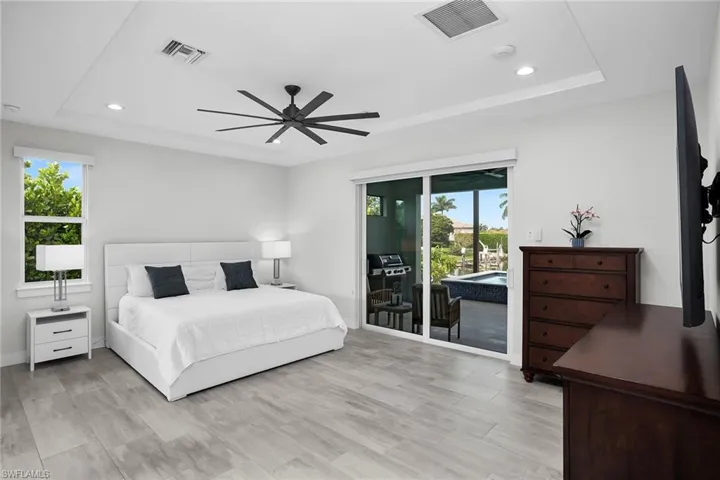 384 Heathwood Dr, Marco Island, Florida 34145