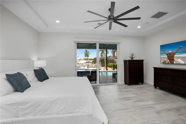 384 Heathwood Dr, Marco Island, Florida 34145