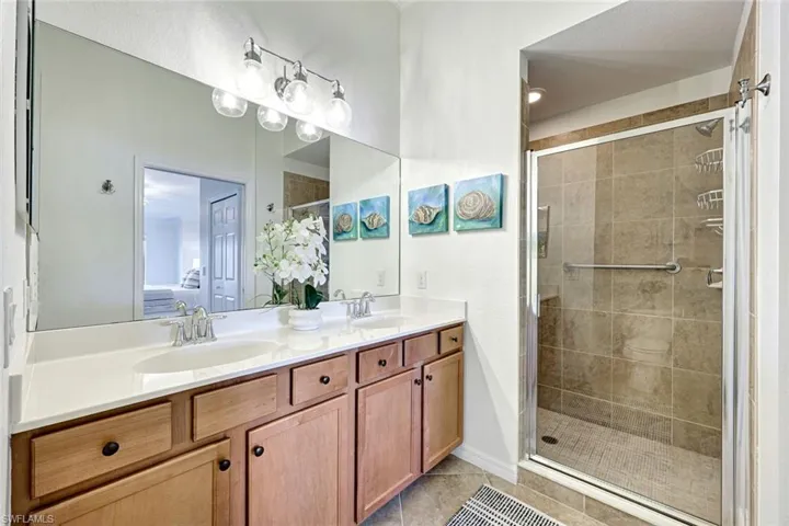 9509 Avellino Way 1822, Naples, Florida 34113