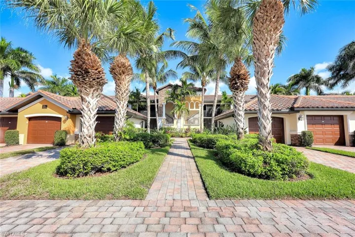 9509 Avellino Way 1822, Naples, Florida 34113