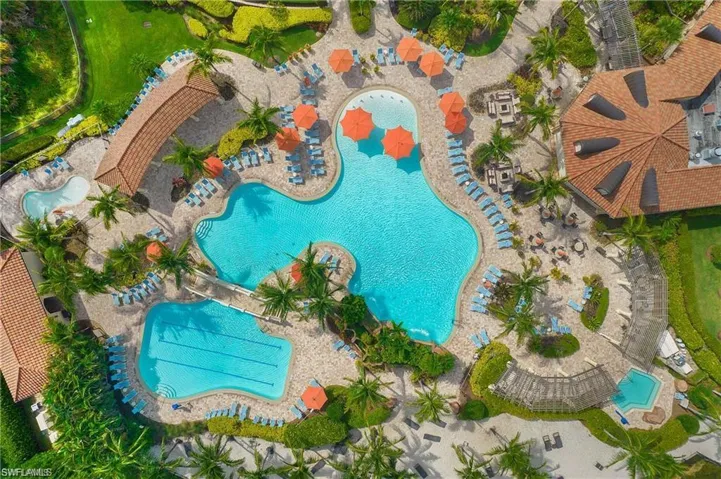 9509 Avellino Way 1822, Naples, Florida 34113