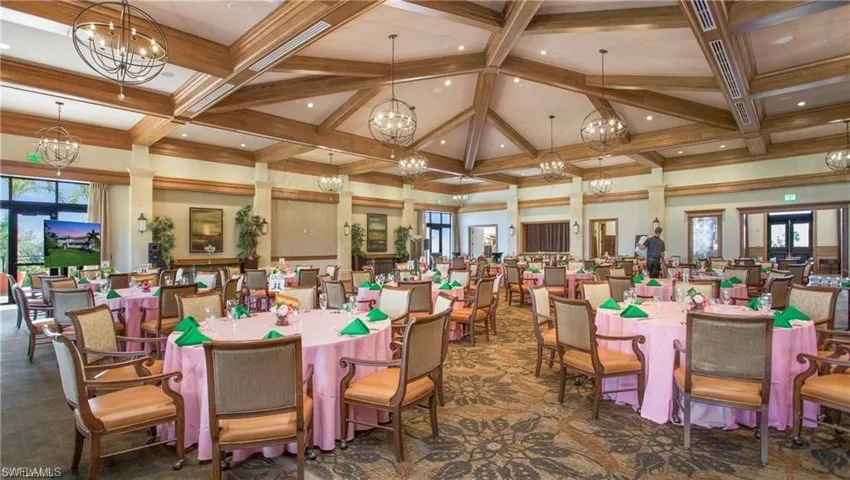 9509 Avellino Way 1822, Naples, Florida 34113