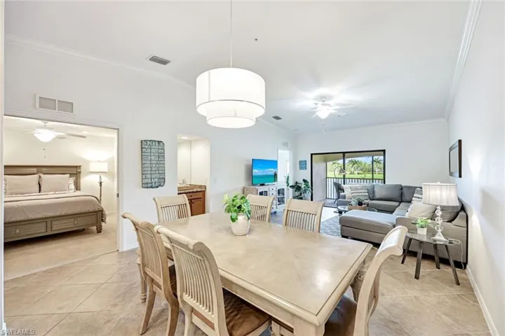 9509 Avellino Way 1822, Naples, Florida 34113