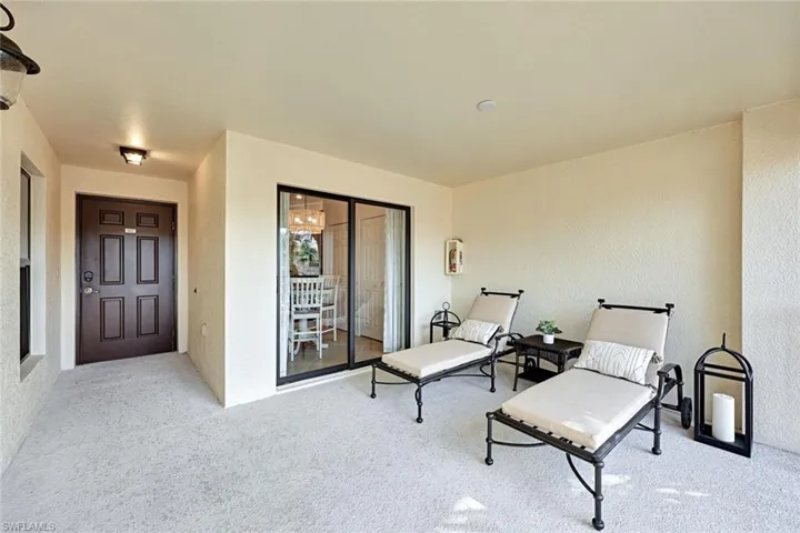 9509 Avellino Way 1822, Naples, Florida 34113