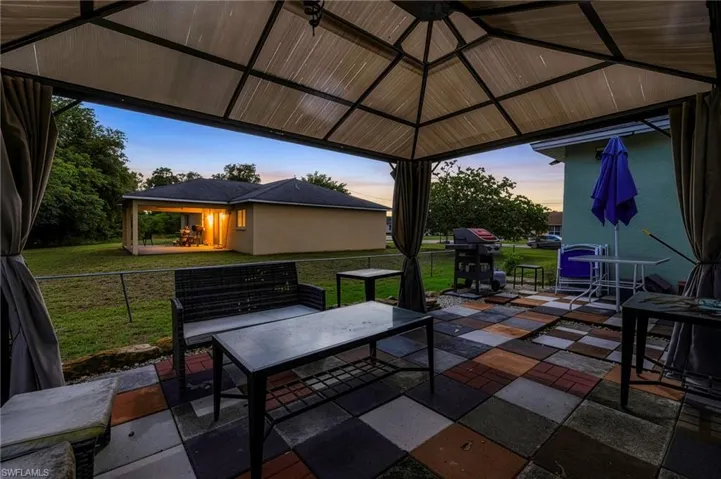 715  Zephyr  AVE, Fort Myers, FL 33913