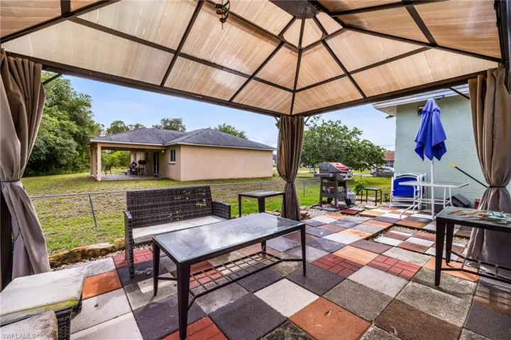 715  Zephyr  AVE, Fort Myers, FL 33913