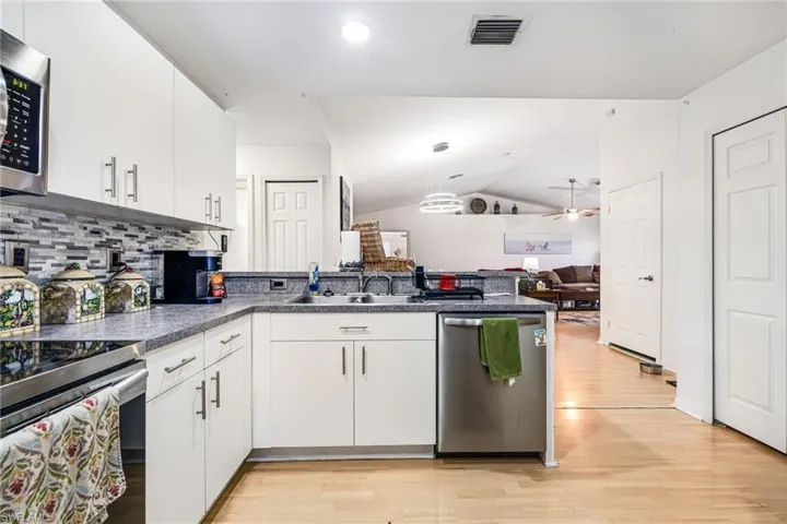 715  Zephyr  AVE, Fort Myers, FL 33913