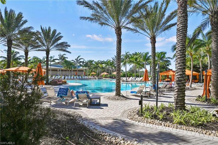 Resort Pool 2