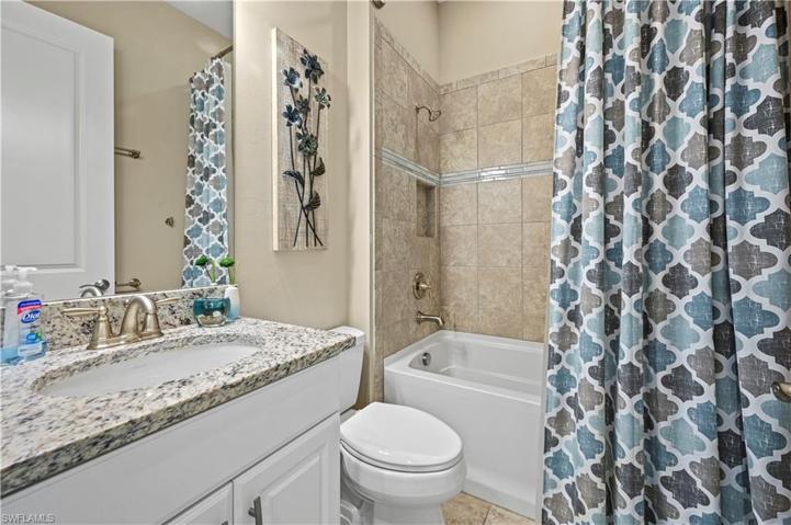 3rd / Guest Bathroom