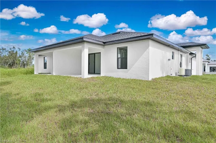 4711 27th St Sw, Lehigh Acres, Florida 33973