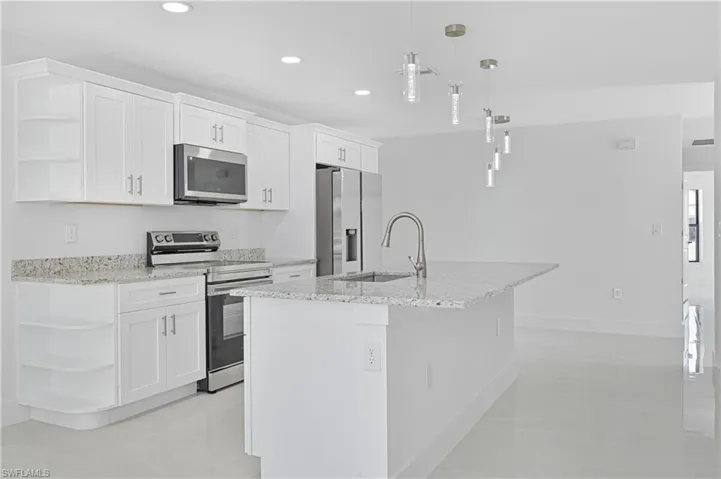 4711 27th St Sw, Lehigh Acres, Florida 33973