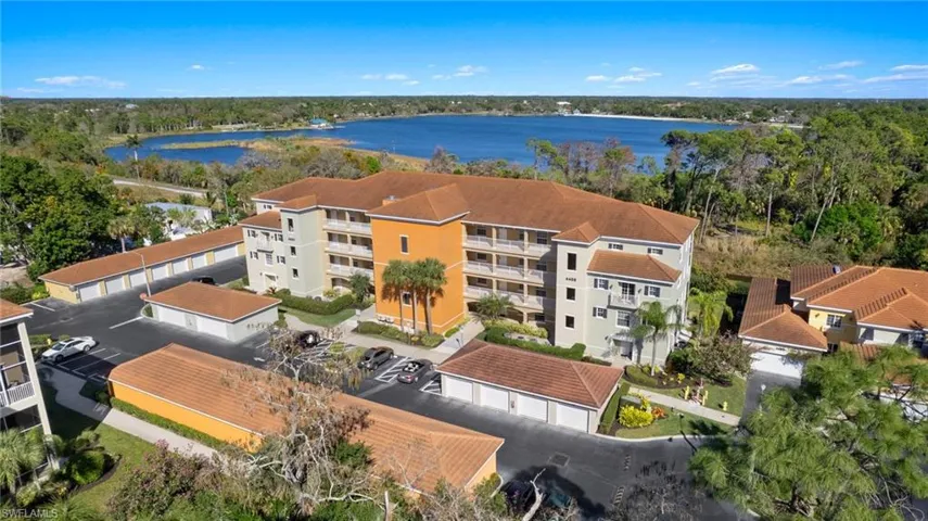 4455 Botanical Place CIR # 106, NAPLES FL 34112