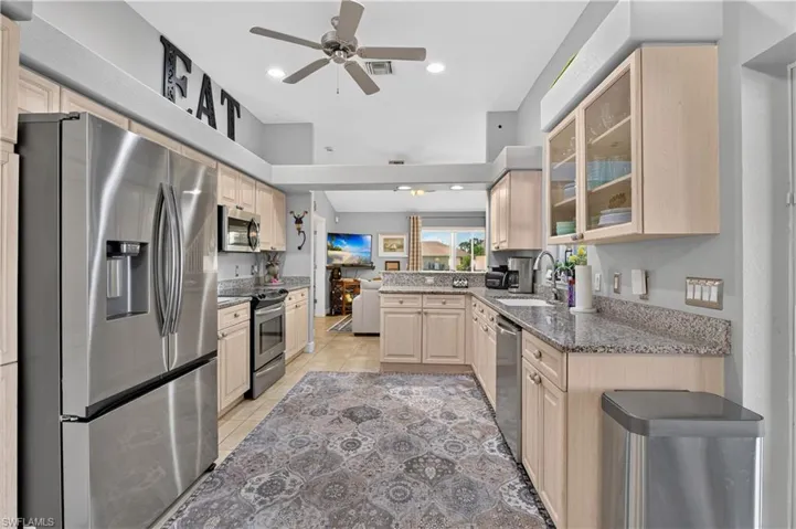 4139 9th Ave, Cape Coral, Florida 33909