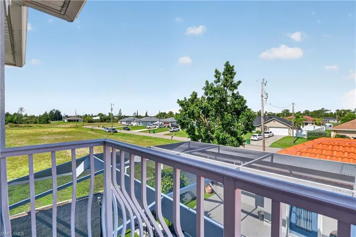 4139 9th Ave, Cape Coral, Florida 33909