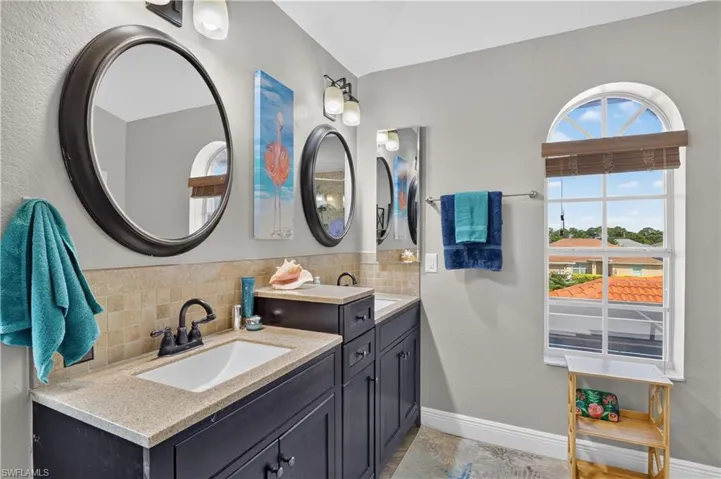 4139 9th Ave, Cape Coral, Florida 33909